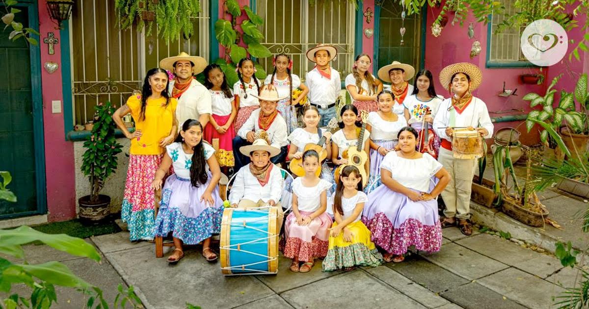 Se Anuncia la Producción del Documental sobre Hoja Santa Danza y Música Mexicana: La Historia de Niños Talentosos de un rincón de Mexico que Deslumbran con la Música Mexicana Tradicional